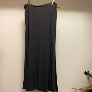 J-JILL charcoal grey maxi-skirt w-flared bottom